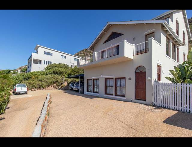 5 BEDROOM HOUSE FOR SALE IN FISH HOEK